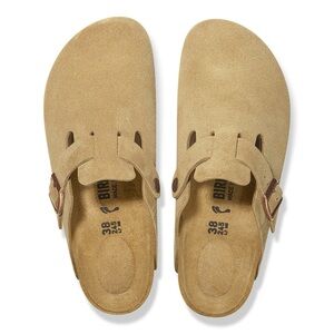 BIRKENSTOCK BOSTON Soft Footbed - Suede Leather
Latte Cream
